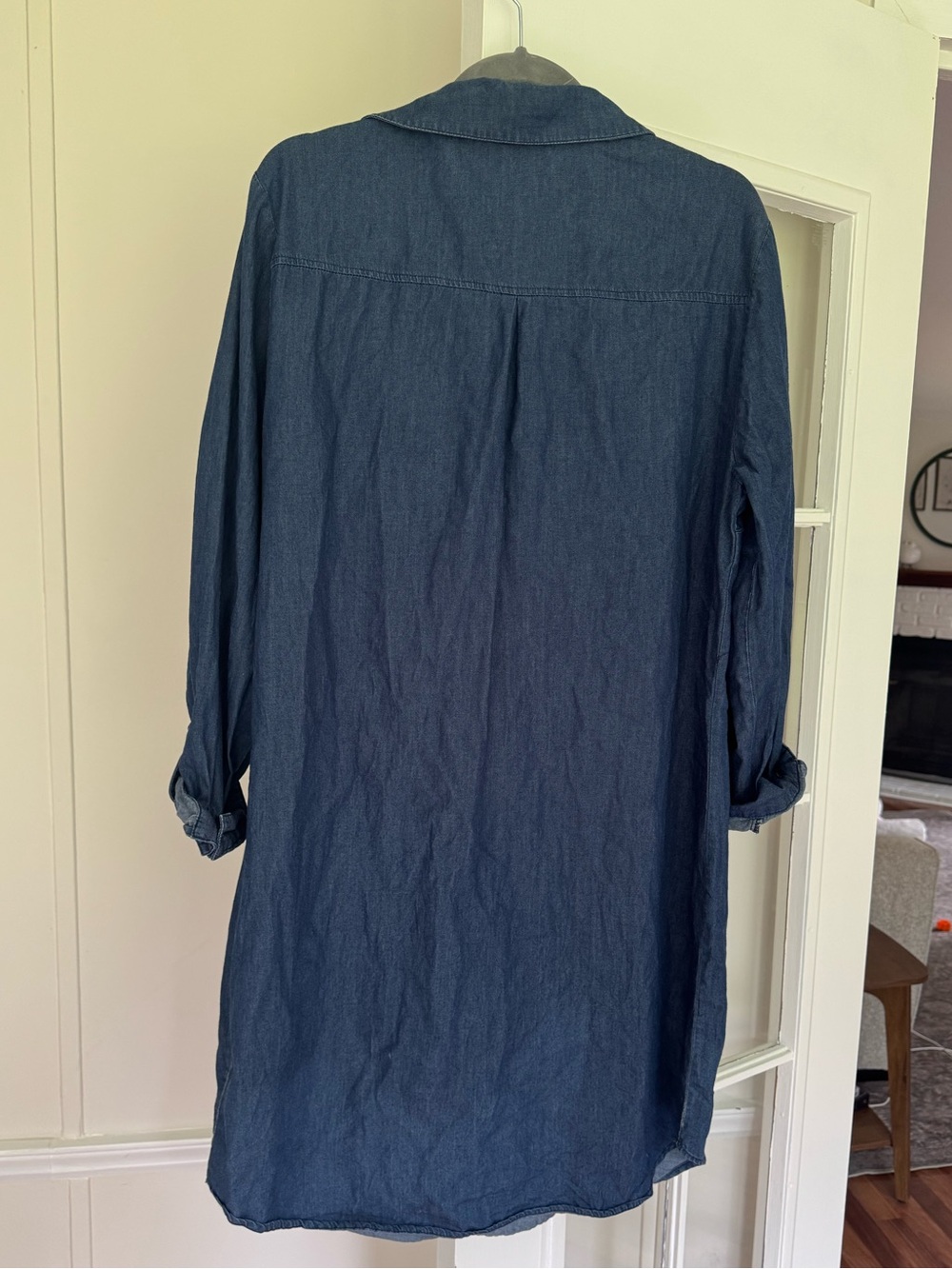 Eci Button Up Denim Dress | V Neck | Large - Picture 3 of 6